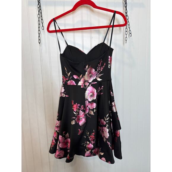 B Darlin Juniors Strapless Floral Dress Black Ruffle Mini Sweetheart Neck Sz 5/6 - Picture 3 of 7